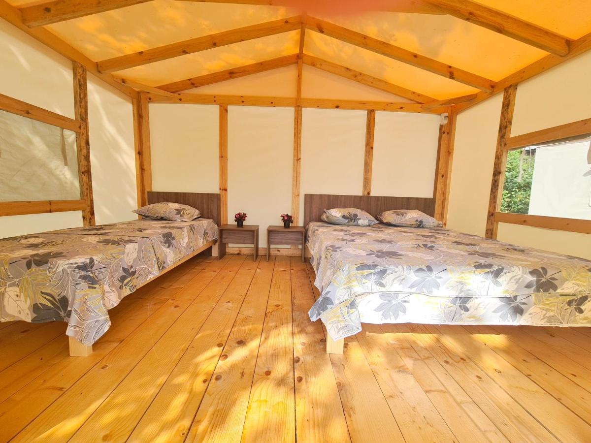 מלון בלצ'יק Divoto Glamping מראה חיצוני תמונה