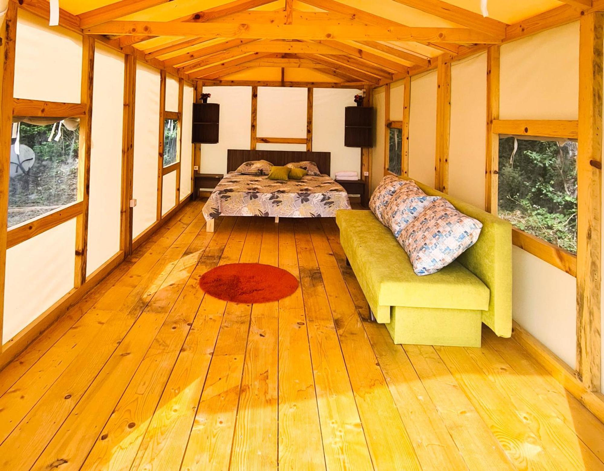 מלון בלצ'יק Divoto Glamping מראה חיצוני תמונה